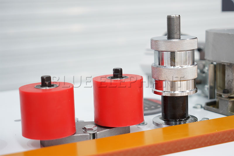 曲直線封邊機(jī)、